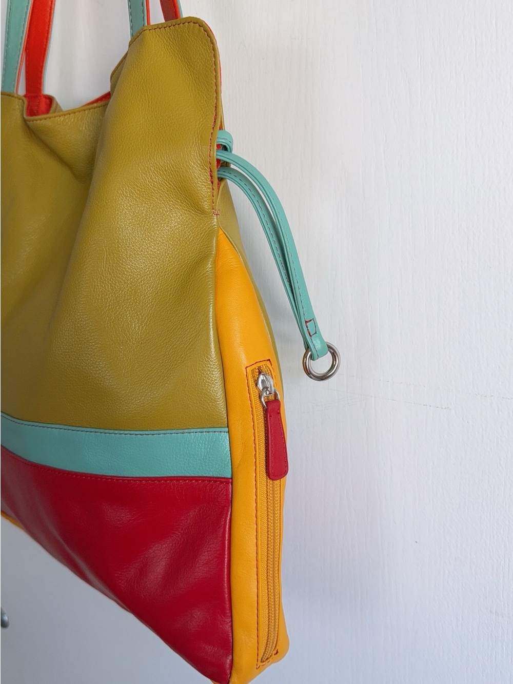 ili New York Multicolor Leather Shoulder Bag Tote + Detachable Pouch - Picture 4 of 11